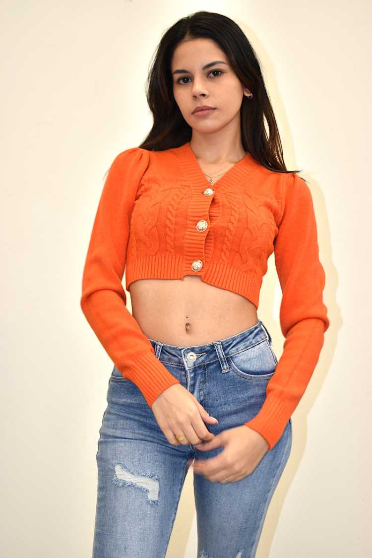 Cardigan crop con trecce