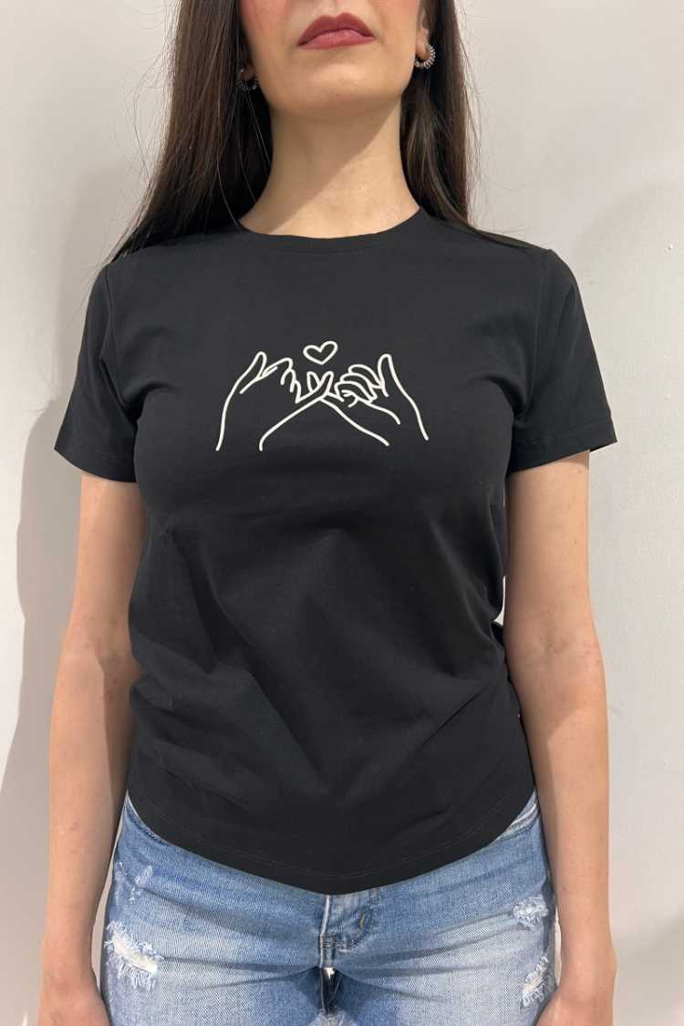T-shirt mani