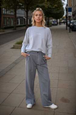 ABBIGLIAMENTO - Pantalone a gamba larga