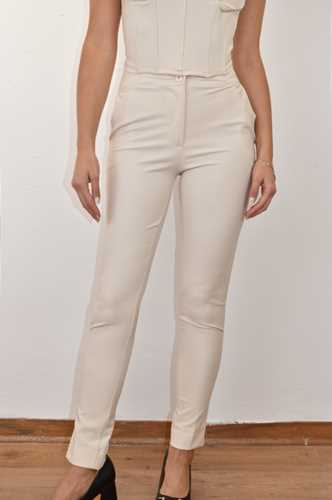 ABBIGLIAMENTO - Pantalone modello slim