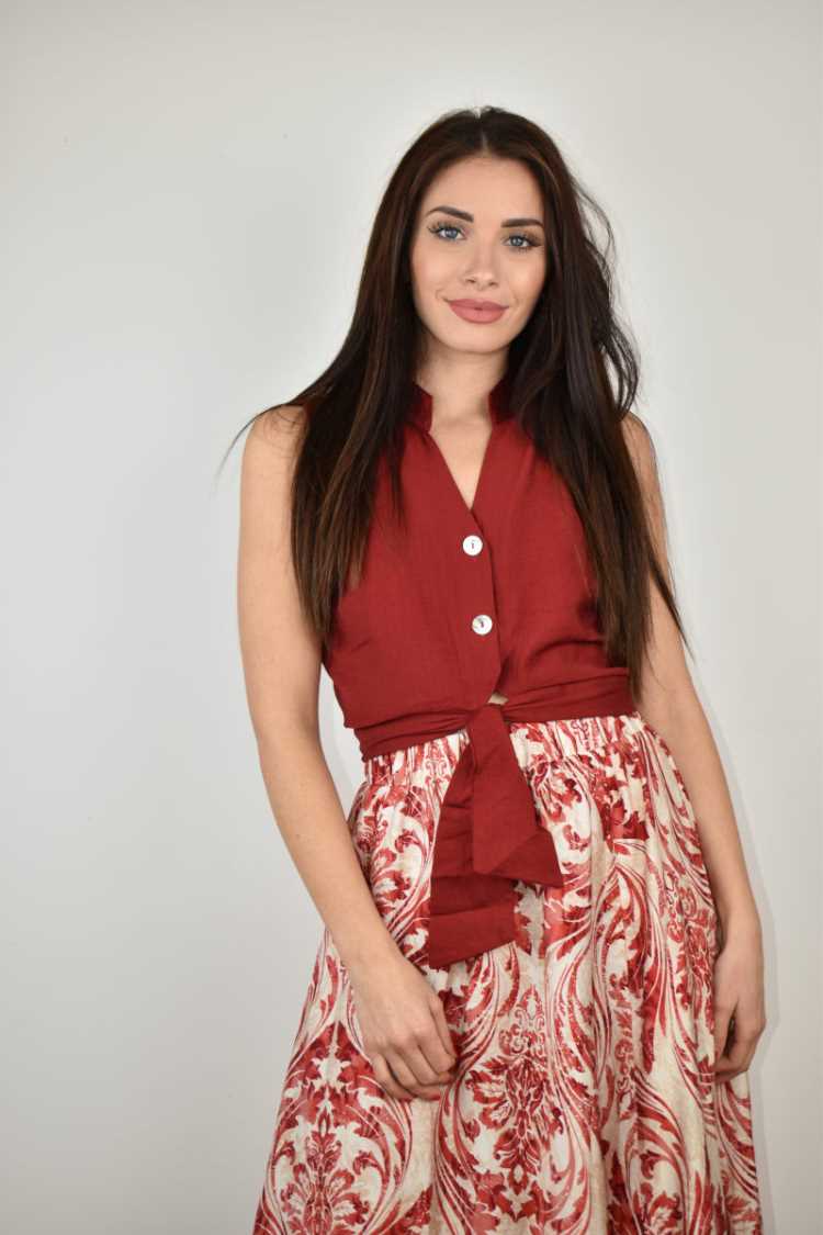 Camicia smanicata in viscosa