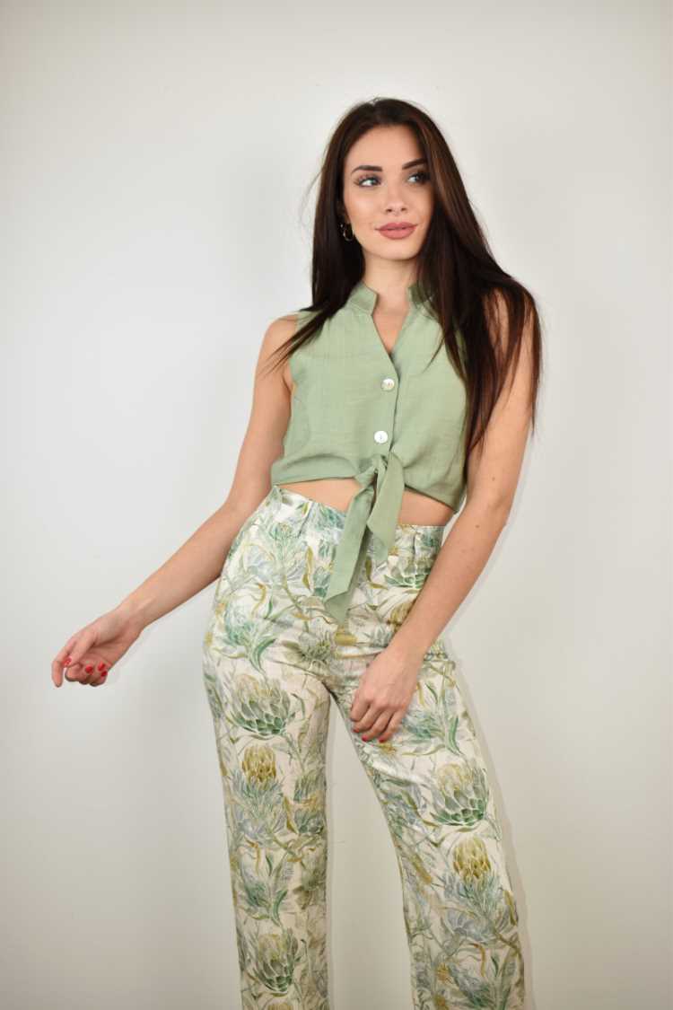 Camicia smanicata in viscosa