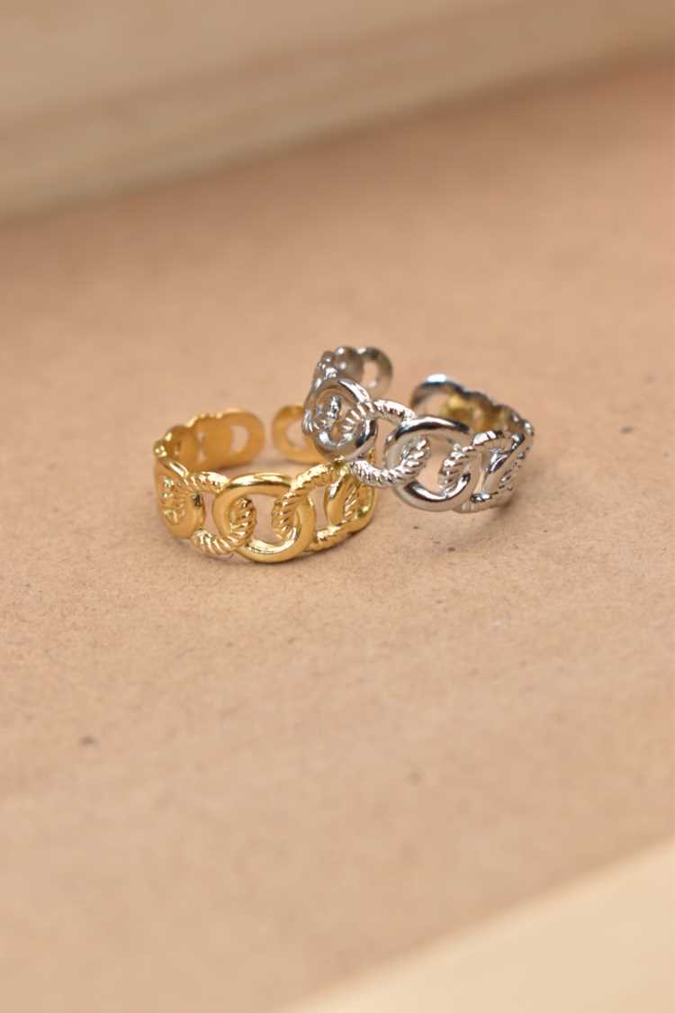 Anello intrecciato